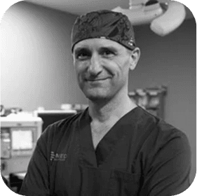 Dr. Lucas Minig
